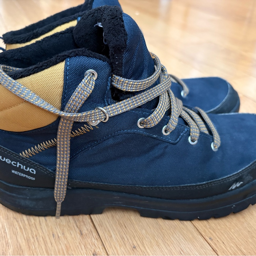 Quechua Navy and Mustard Winter Boots 10.5